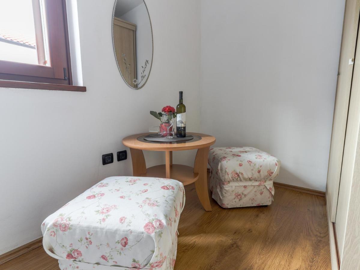 City Center 3 Bedroom Apartment Vrsar Eksteriør bilde