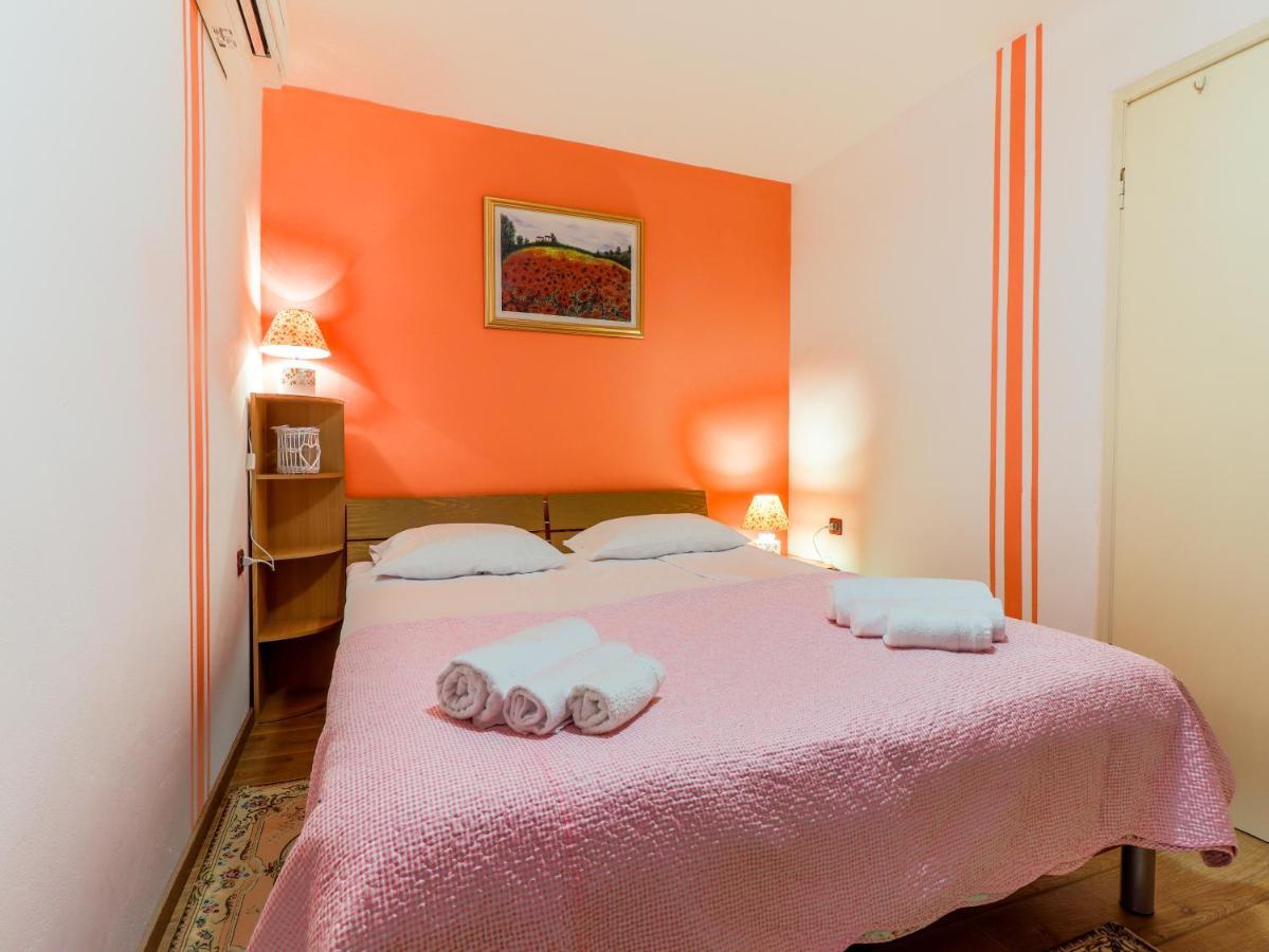 City Center 3 Bedroom Apartment Vrsar Eksteriør bilde